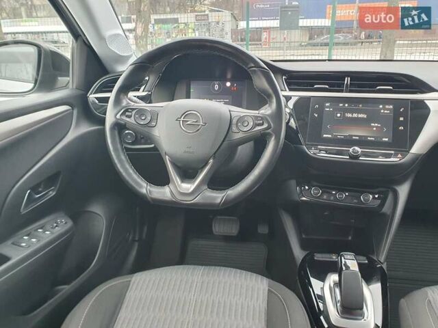 Серый Опель Corsa-e, объемом двигателя 0 л и пробегом 53 тыс. км за 12599 $, фото 36 на Automoto.ua