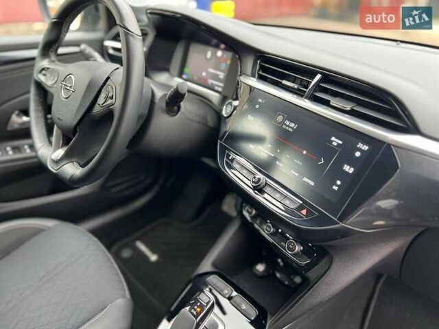 Сірий Опель Corsa-e, об'ємом двигуна 0 л та пробігом 5 тис. км за 16000 $, фото 18 на Automoto.ua