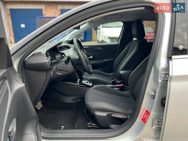 Сірий Опель Corsa-e, об'ємом двигуна 0 л та пробігом 5 тис. км за 16000 $, фото 23 на Automoto.ua