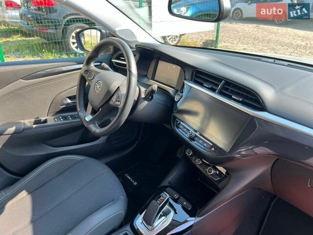 Сірий Опель Corsa-e, об'ємом двигуна 0 л та пробігом 8 тис. км за 14500 $, фото 41 на Automoto.ua