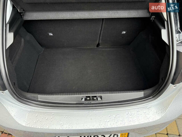 Сірий Опель Corsa-e, об'ємом двигуна 0 л та пробігом 12 тис. км за 15900 $, фото 5 на Automoto.ua
