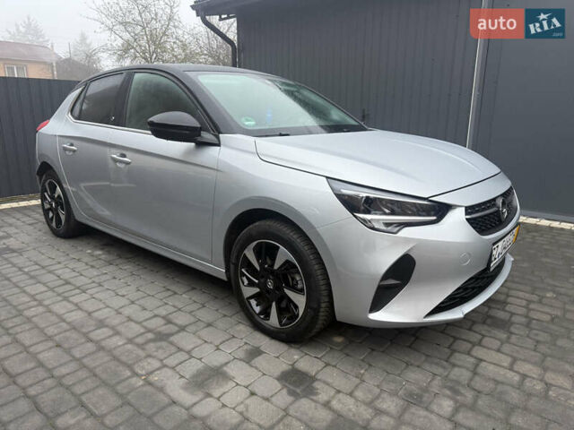 Сірий Опель Corsa-e, об'ємом двигуна 0 л та пробігом 12 тис. км за 15900 $, фото 4 на Automoto.ua