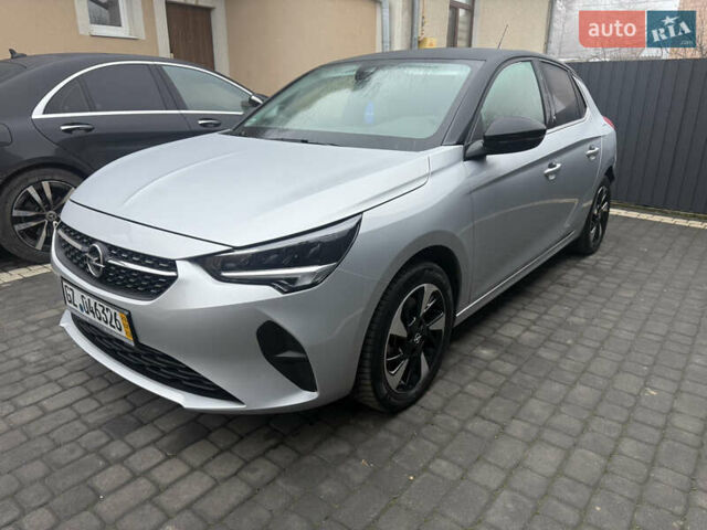 Сірий Опель Corsa-e, об'ємом двигуна 0 л та пробігом 12 тис. км за 15900 $, фото 1 на Automoto.ua