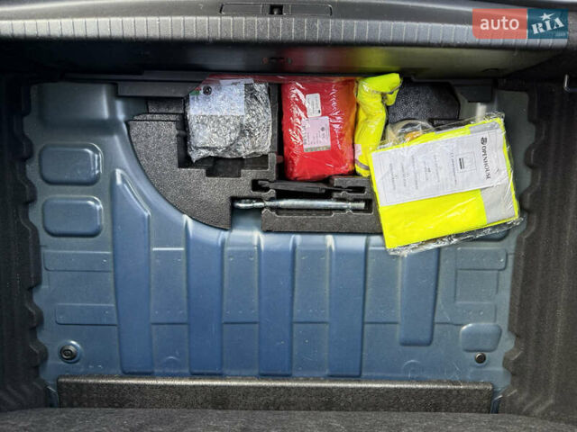 Опель Corsa-e 2020 в Хмельницком на Automoto.ua Синий Опель Corsa-e, объемом двигателя 0 л и пробегом 120 тыс. км за 12700 $, фото 45 на Automoto.ua