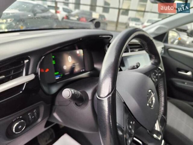 Синий Опель Corsa-e, объемом двигателя 0 л и пробегом 79 тыс. км за 14555 $, фото 52 на Automoto.ua