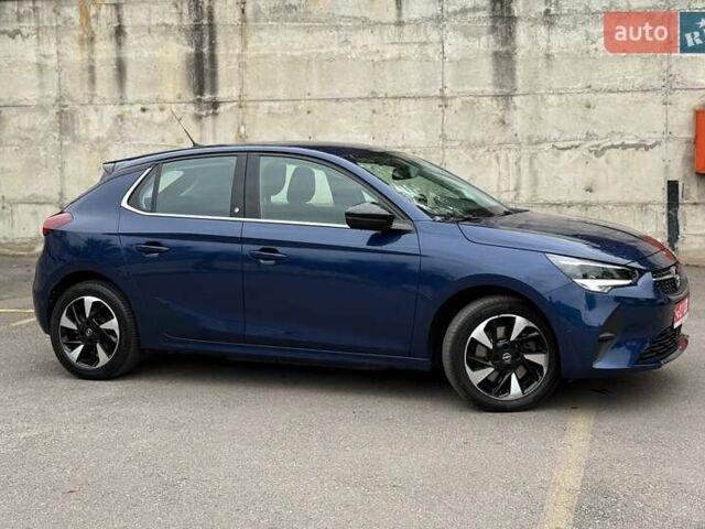 Синий Опель Corsa-e, объемом двигателя 0 л и пробегом 116 тыс. км за 12999 $, фото 4 на Automoto.ua