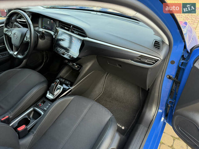 Синий Опель Corsa-e, объемом двигателя 0 л и пробегом 120 тыс. км за 13600 $, фото 38 на Automoto.ua
