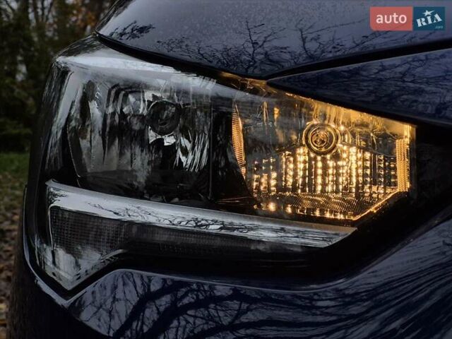 Синий Опель Corsa-e, объемом двигателя 0 л и пробегом 60 тыс. км за 14512 $, фото 12 на Automoto.ua