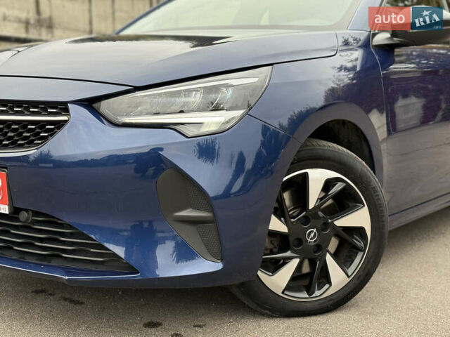 Синий Опель Corsa-e, объемом двигателя 0 л и пробегом 109 тыс. км за 12999 $, фото 11 на Automoto.ua