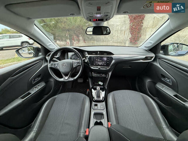 Синий Опель Corsa-e, объемом двигателя 0 л и пробегом 109 тыс. км за 12999 $, фото 58 на Automoto.ua