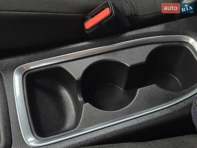 Синий Опель Corsa-e, объемом двигателя 0 л и пробегом 60 тыс. км за 14512 $, фото 37 на Automoto.ua