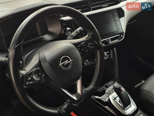 Синий Опель Corsa-e, объемом двигателя 0 л и пробегом 60 тыс. км за 14512 $, фото 43 на Automoto.ua