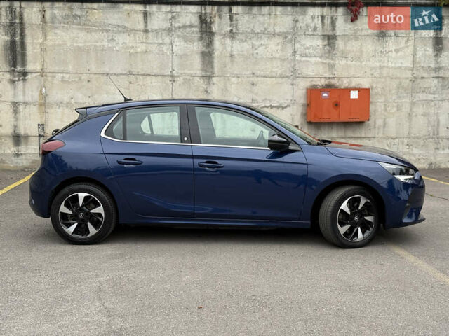 Синий Опель Corsa-e, объемом двигателя 0 л и пробегом 109 тыс. км за 12999 $, фото 7 на Automoto.ua