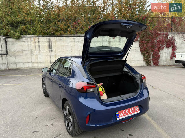 Синий Опель Corsa-e, объемом двигателя 0 л и пробегом 109 тыс. км за 12999 $, фото 39 на Automoto.ua