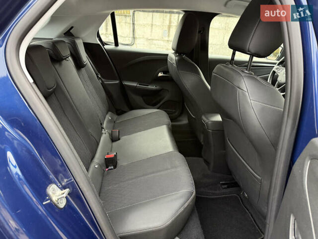 Синий Опель Corsa-e, объемом двигателя 0 л и пробегом 109 тыс. км за 12999 $, фото 29 на Automoto.ua