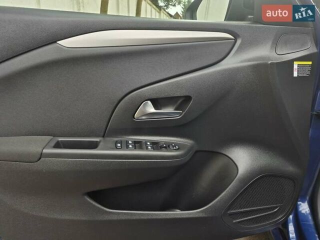 Синий Опель Corsa-e, объемом двигателя 0 л и пробегом 60 тыс. км за 14512 $, фото 48 на Automoto.ua