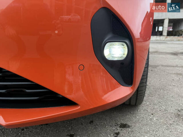 Помаранчевий Опель Corsa-e, об'ємом двигуна 0 л та пробігом 146 тис. км за 12400 $, фото 3 на Automoto.ua