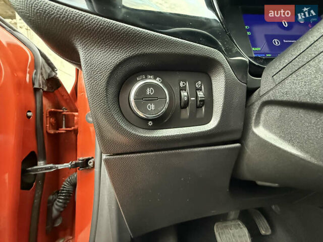 Помаранчевий Опель Corsa-e, об'ємом двигуна 0 л та пробігом 146 тис. км за 12400 $, фото 22 на Automoto.ua