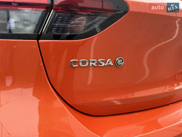 Оранжевый Опель Corsa-e, объемом двигателя 0 л и пробегом 45 тыс. км за 12950 $, фото 24 на Automoto.ua