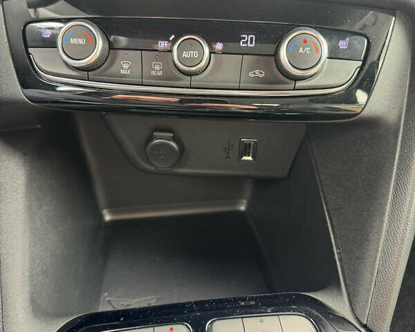 Оранжевый Опель Corsa-e, объемом двигателя 0 л и пробегом 45 тыс. км за 12950 $, фото 41 на Automoto.ua