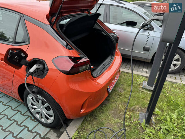 Оранжевый Опель Corsa-e, объемом двигателя 0 л и пробегом 45 тыс. км за 12950 $, фото 49 на Automoto.ua