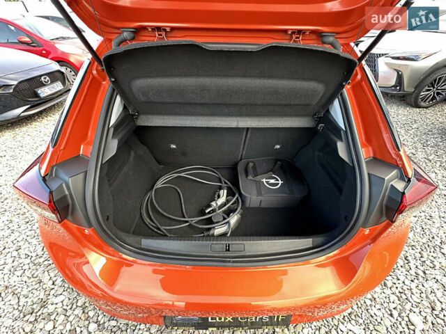 Помаранчевий Опель Corsa-e, об'ємом двигуна 0 л та пробігом 45 тис. км за 12999 $, фото 24 на Automoto.ua