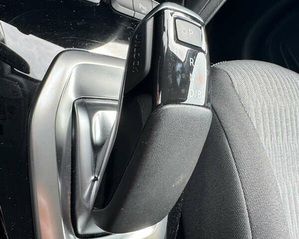 Оранжевый Опель Corsa-e, объемом двигателя 0 л и пробегом 45 тыс. км за 12950 $, фото 42 на Automoto.ua