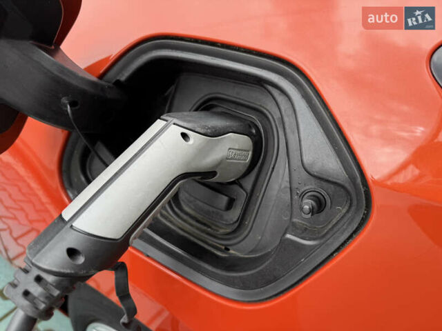 Оранжевый Опель Corsa-e, объемом двигателя 0 л и пробегом 45 тыс. км за 12950 $, фото 48 на Automoto.ua
