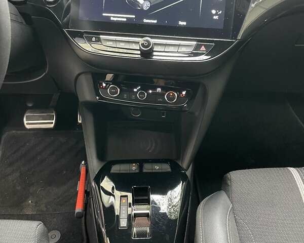 Білий Опель Corsa Electric, об'ємом двигуна 0 л та пробігом 30 тис. км за 17200 $, фото 12 на Automoto.ua