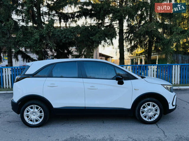 Білий Опель Crossland, об'ємом двигуна 1.2 л та пробігом 7 тис. км за 16500 $, фото 7 на Automoto.ua