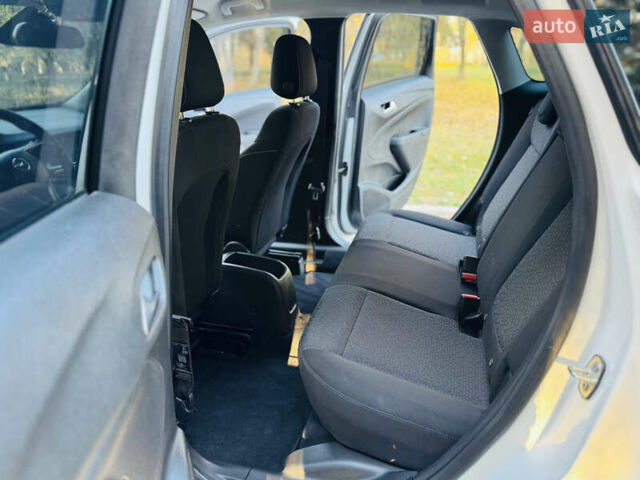 Білий Опель Crossland, об'ємом двигуна 1.2 л та пробігом 7 тис. км за 16500 $, фото 13 на Automoto.ua