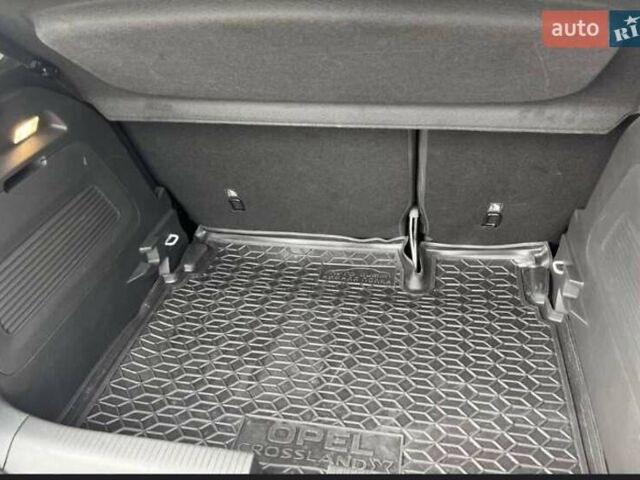 Белый Опель Crossland, объемом двигателя 1.2 л и пробегом 31 тыс. км за 17200 $, фото 7 на Automoto.ua