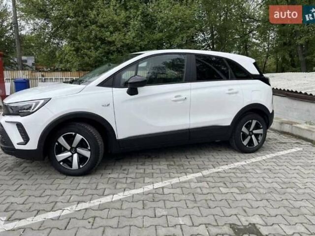 Белый Опель Crossland, объемом двигателя 1.2 л и пробегом 31 тыс. км за 17200 $, фото 2 на Automoto.ua