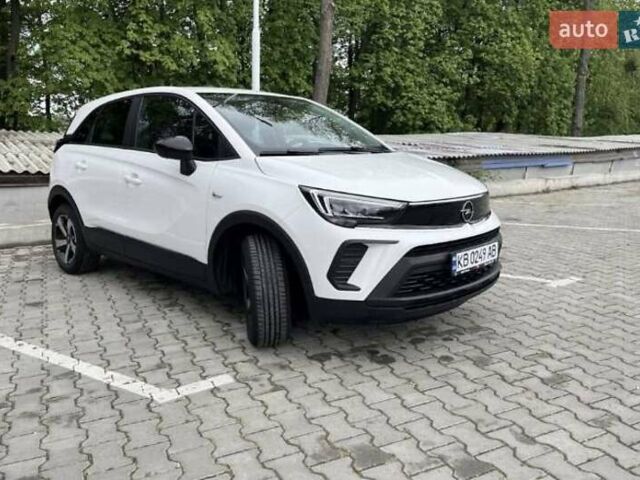 Белый Опель Crossland, объемом двигателя 1.2 л и пробегом 31 тыс. км за 17200 $, фото 1 на Automoto.ua