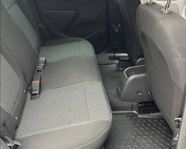 Белый Опель Crossland, объемом двигателя 1.2 л и пробегом 31 тыс. км за 17200 $, фото 18 на Automoto.ua