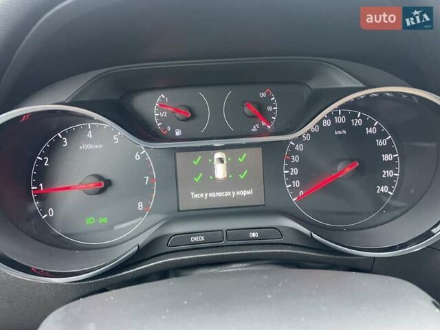 Чорний Опель Crossland, об'ємом двигуна 1.5 л та пробігом 100 тис. км за 16300 $, фото 22 на Automoto.ua
