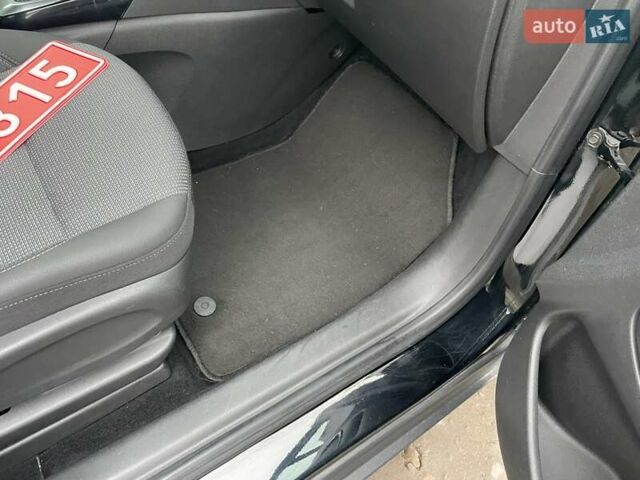 Чорний Опель Crossland, об'ємом двигуна 1.5 л та пробігом 100 тис. км за 16300 $, фото 1 на Automoto.ua