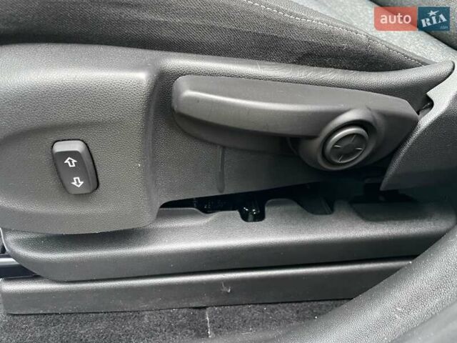 Чорний Опель Crossland, об'ємом двигуна 1.5 л та пробігом 100 тис. км за 16300 $, фото 14 на Automoto.ua