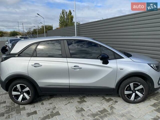 Сірий Опель Crossland, об'ємом двигуна 1.2 л та пробігом 24 тис. км за 16000 $, фото 14 на Automoto.ua