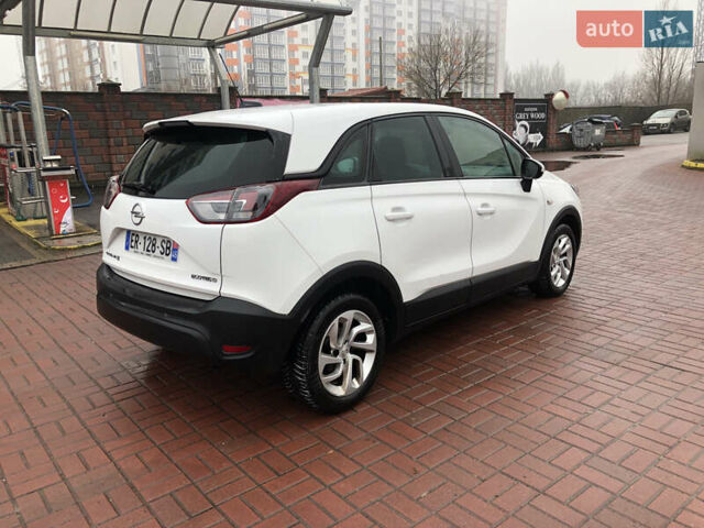 Белый Опель Crossland X, объемом двигателя 1.56 л и пробегом 285 тыс. км за 11500 $, фото 5 на Automoto.ua