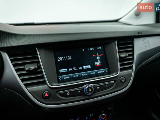 Белый Опель Crossland X, объемом двигателя 1.2 л и пробегом 49 тыс. км за 15382 $, фото 15 на Automoto.ua