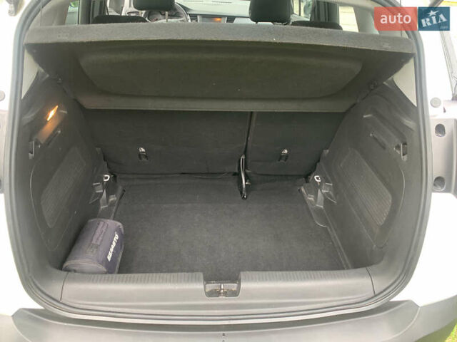 Белый Опель Crossland X, объемом двигателя 1.2 л и пробегом 82 тыс. км за 13900 $, фото 9 на Automoto.ua