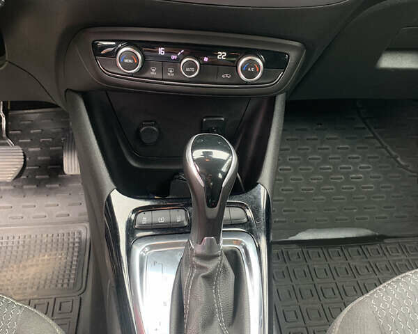 Белый Опель Crossland X, объемом двигателя 1.2 л и пробегом 82 тыс. км за 13900 $, фото 16 на Automoto.ua