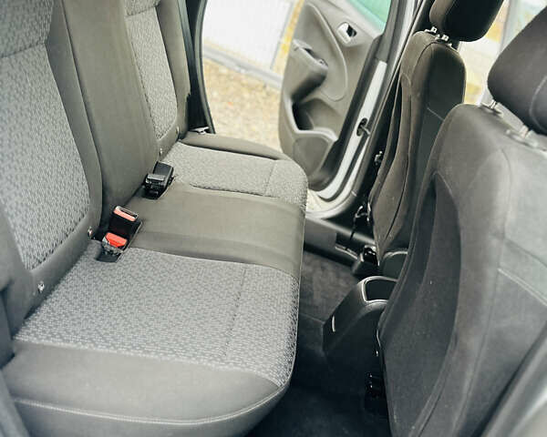 Білий Опель Crossland X, об'ємом двигуна 1.5 л та пробігом 179 тис. км за 13950 $, фото 20 на Automoto.ua