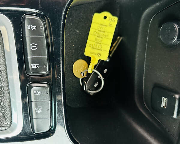 Білий Опель Crossland X, об'ємом двигуна 1.5 л та пробігом 179 тис. км за 13950 $, фото 26 на Automoto.ua