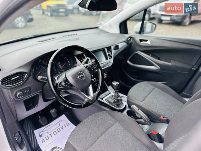 Білий Опель Crossland X, об'ємом двигуна 1.5 л та пробігом 179 тис. км за 13950 $, фото 17 на Automoto.ua