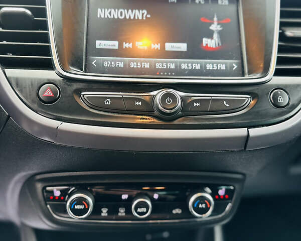 Білий Опель Crossland X, об'ємом двигуна 1.5 л та пробігом 179 тис. км за 13950 $, фото 24 на Automoto.ua