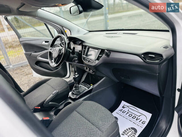 Білий Опель Crossland X, об'ємом двигуна 1.5 л та пробігом 179 тис. км за 13950 $, фото 22 на Automoto.ua