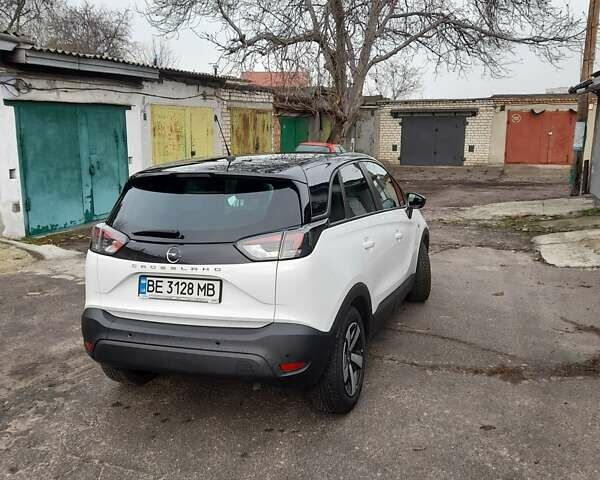Белый Опель Crossland X, объемом двигателя 1.2 л и пробегом 73 тыс. км за 13500 $, фото 2 на Automoto.ua