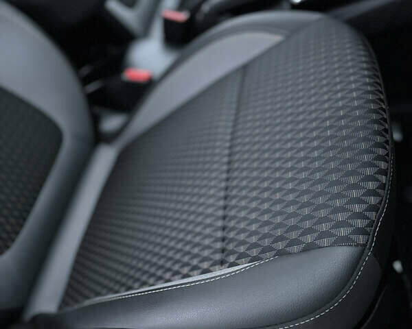 Чорний Опель Crossland X, об'ємом двигуна 1.5 л та пробігом 160 тис. км за 15500 $, фото 69 на Automoto.ua